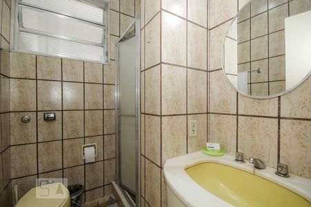 Apartamento à venda com 204m², 3 quartos e 1 vaga Apartamento à venda com 204m², 3 quartos e 1 vagaBanheiro Social 2