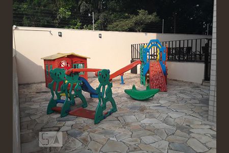 Apartamento para alugar com 110m², 3 quartos e 2 vagas Apartamento para alugar com 110m², 3 quartos e 2 vagasPlayground