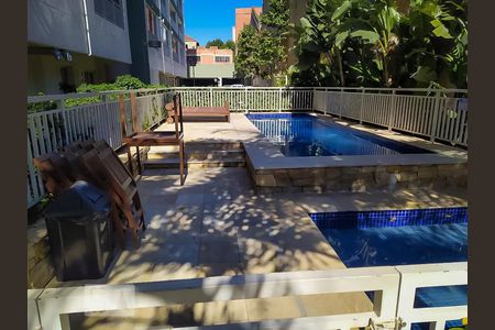 Apartamento à venda com 50m², 2 quartos e 1 vaga Apartamento à venda com 50m², 2 quartos e 1 vagaÁrea comum - Piscina