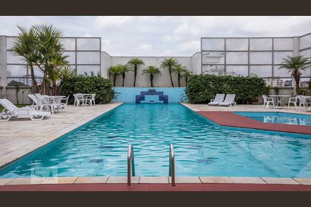 Apartamento para alugar com 35m², 1 quarto e 1 vaga Apartamento para alugar com 35m², 1 quarto e 1 vagaÁrea comum - Piscina