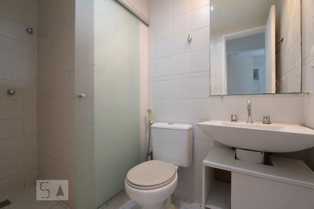 Banheiro Social de apartamento para alugar com 2 quartos, 68m² em Jacarepaguá, Rio de Janeiro