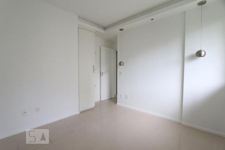 Quarto suite 2  de apartamento para alugar com 2 quartos, 68m² em Jacarepaguá, Rio de Janeiro