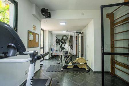 Apartamento à venda com 45m², 1 quarto e 1 vaga Apartamento à venda com 45m², 1 quarto e 1 vagaÁrea comum - Academia