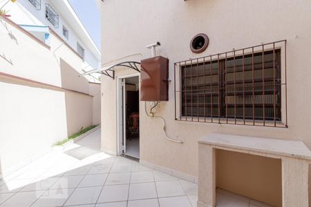 Casa à venda com 210m², 3 quartos e 4 vagasQuintal 