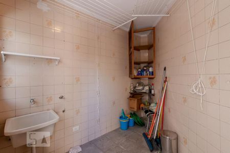 Casa à venda com 210m², 3 quartos e 4 vagasÁrea de Serviço