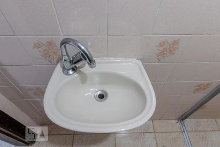 Casa à venda com 210m², 3 quartos e 4 vagasBanheiro de Serviço