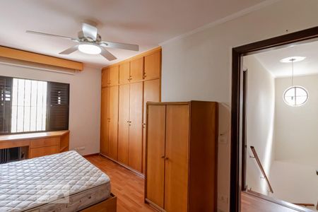 Casa à venda com 210m², 3 quartos e 4 vagasSuíte 