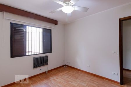 Casa à venda com 210m², 3 quartos e 4 vagasQuarto 2 