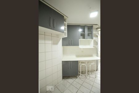 Apartamento para alugar com 74m², 2 quartos e 1 vaga Apartamento para alugar com 74m², 2 quartos e 1 vagaCozinha