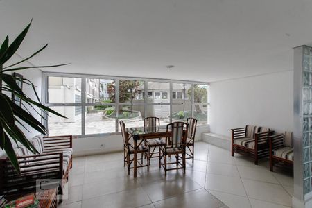 Apartamento à venda com 96m², 3 quartos e 1 vaga Apartamento à venda com 96m², 3 quartos e 1 vagaÁrea comum