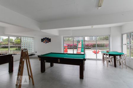 Apartamento à venda com 96m², 3 quartos e 1 vaga Apartamento à venda com 96m², 3 quartos e 1 vagaÁrea comum - Salão de jogos