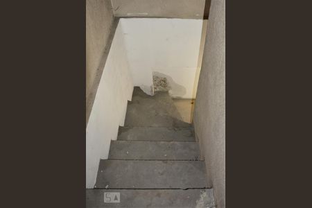 Casa para alugar com 120m², 3 quartos e 2 vagasAcesso da Casa para Garagem