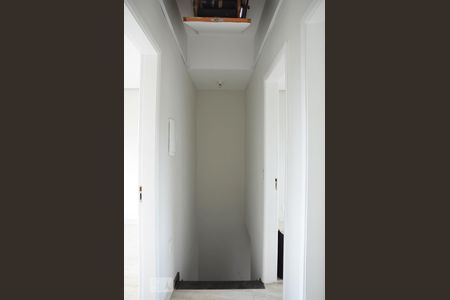 Casa para alugar com 120m², 3 quartos e 2 vagasCorredor / Acesso Sotão