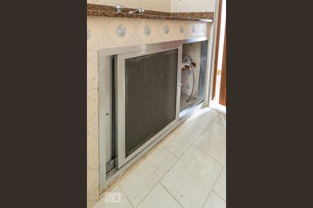 Apartamento à venda com 48m², 2 quartos e 1 vaga Apartamento à venda com 48m², 2 quartos e 1 vagaBanheiro - Armário