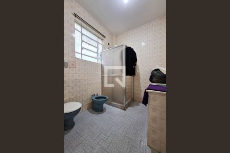 Casa à venda com 169m², 4 quartos e 1 vaga Casa à venda com 169m², 4 quartos e 1 vagaBanheiro Social