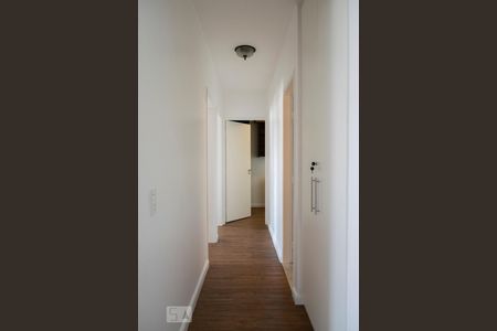 Apartamento à venda com 80m², 3 quartos e 1 vaga Apartamento à venda com 80m², 3 quartos e 1 vagaCORREDOR