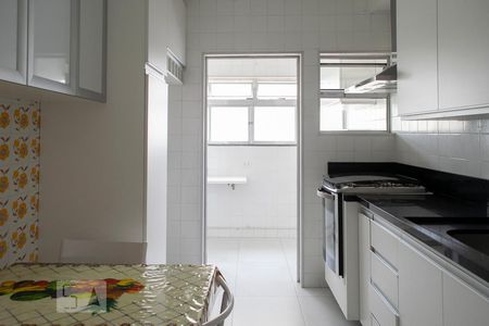 Apartamento à venda com 80m², 3 quartos e 1 vaga Apartamento à venda com 80m², 3 quartos e 1 vagaCOZINHA