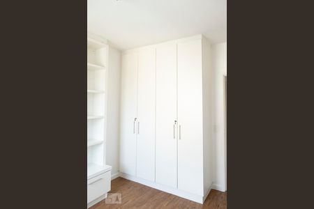Apartamento à venda com 80m², 3 quartos e 1 vaga Apartamento à venda com 80m², 3 quartos e 1 vagaQUARTO 2