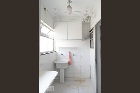 Apartamento à venda com 80m², 3 quartos e 1 vaga Apartamento à venda com 80m², 3 quartos e 1 vagaÁREA DE SERVIÇO