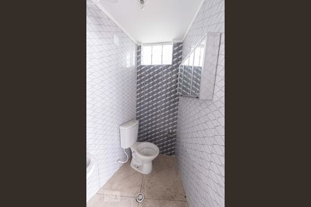 Apartamento para alugar com 110m², 3 quartos e sem vaga Apartamento para alugar com 110m², 3 quartos e sem vagaBanheiro de Serviço