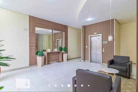 Apartamento à venda com 57m², 2 quartos e 1 vaga Apartamento à venda com 57m², 2 quartos e 1 vagaHall de Entrada