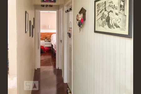 Apartamento à venda com 57m², 2 quartos e 1 vaga Apartamento à venda com 57m², 2 quartos e 1 vagaCorredor