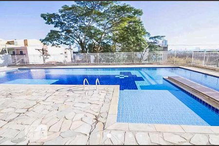 Apartamento à venda com 57m², 2 quartos e 1 vaga Apartamento à venda com 57m², 2 quartos e 1 vagaPiscina