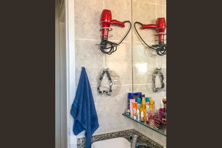 Apartamento à venda com 57m², 2 quartos e 1 vaga Apartamento à venda com 57m², 2 quartos e 1 vagaBanheiro