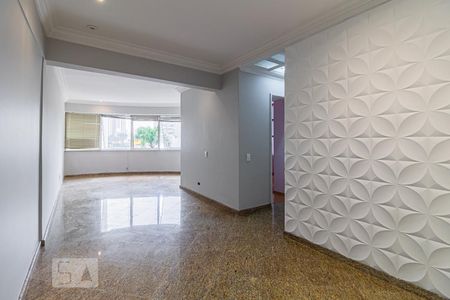 Sala de apartamento para alugar com 2 quartos, 77m² em Jardim Bela Vista, Santo André