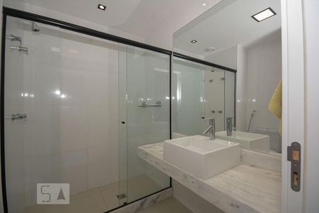 Apartamento para alugar com 80m², 2 quartos e 1 vagaBanheiro Suíte