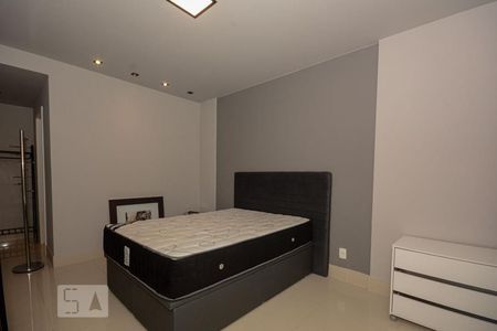 Apartamento para alugar com 80m², 2 quartos e 1 vagaSuíte
