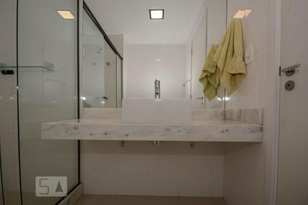 Apartamento para alugar com 80m², 2 quartos e 1 vagaBanheiro Suíte