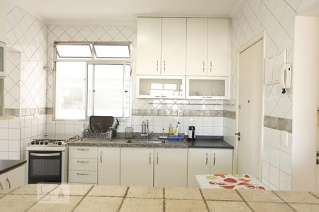 Apartamento à venda com 73m², 2 quartos e 1 vagaCozinha