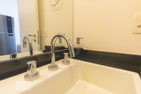 Banheiro de apartamento à venda com 1 quarto, 29m² em Vila Cordeiro, São Paulo