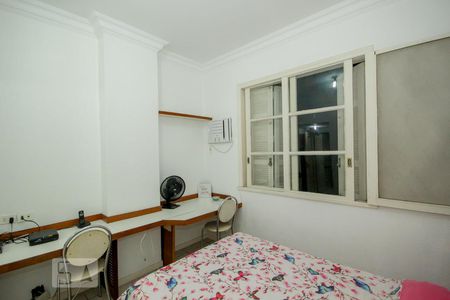 Quarto 1 de apartamento à venda com 3 quartos, 120m² em Copacabana, Rio de Janeiro