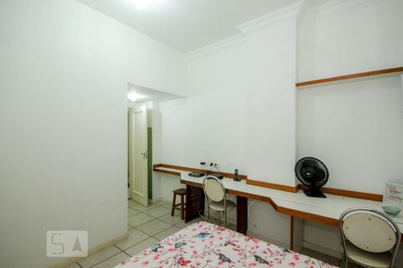Quarto 1 de apartamento à venda com 3 quartos, 120m² em Copacabana, Rio de Janeiro