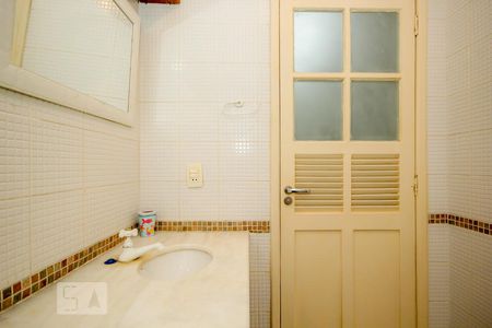 Apartamento à venda com 120m², 3 quartos e sem vagaBanheiro - Suite 2