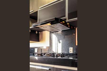 Apartamento à venda com 56m², 2 quartos e 1 vaga Apartamento à venda com 56m², 2 quartos e 1 vagaExaustor - detalhe cozinha