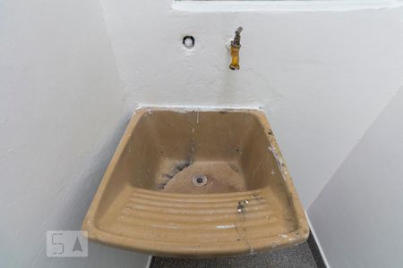 Casa para alugar com 25m², 1 quarto e sem vagaÁrea de Serviço