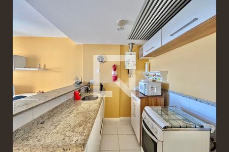 Apartamento à venda com 50m², 1 quarto e 1 vaga Apartamento à venda com 50m², 1 quarto e 1 vagaCozinha