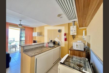 Apartamento à venda com 50m², 1 quarto e 1 vaga Apartamento à venda com 50m², 1 quarto e 1 vagaCozinha