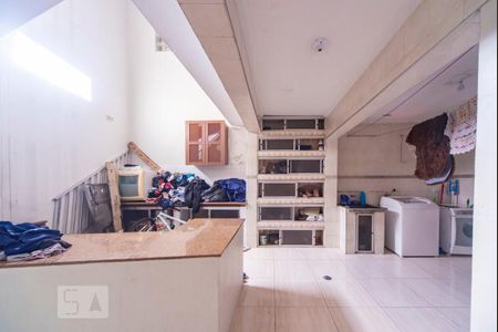 Casa à venda com 200m², 4 quartos e sem vagaÁrea de Serviço