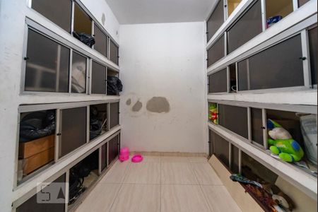 Casa à venda com 200m², 4 quartos e sem vagaQuarto de Serviço