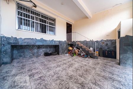 Casa à venda com 200m², 4 quartos e sem vagaGaragem e Fachada