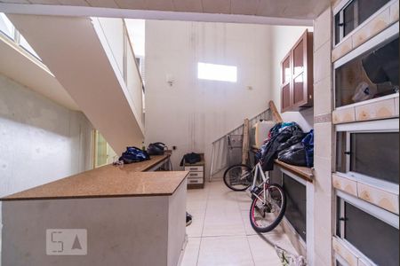 Casa à venda com 200m², 4 quartos e sem vagaÁrea de Serviço