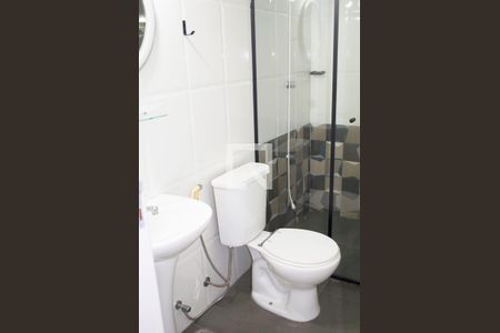 Casa à venda com 75m², 2 quartos e 2 vagas Casa à venda com 75m², 2 quartos e 2 vagasBanheiro