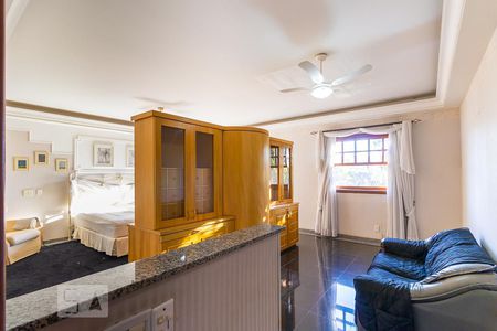 Casa de condomínio à venda com 600m², 5 quartos e 6 vagas Casa de condomínio à venda com 600m², 5 quartos e 6 vagasQuarto da suíte1