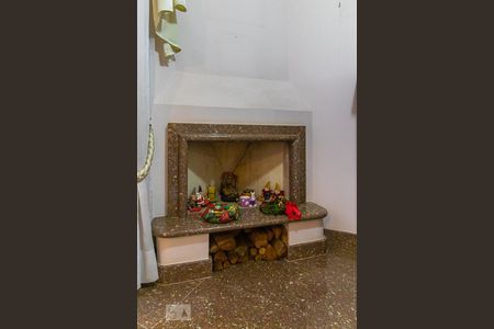 Casa de condomínio à venda com 600m², 5 quartos e 6 vagas Casa de condomínio à venda com 600m², 5 quartos e 6 vagasSala de música - Lareira