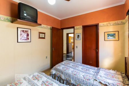 Casa de condomínio à venda com 600m², 5 quartos e 6 vagas Casa de condomínio à venda com 600m², 5 quartos e 6 vagasQuarto da suíte 3