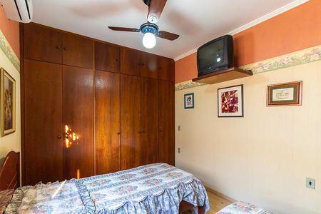 Casa de condomínio à venda com 600m², 5 quartos e 6 vagas Casa de condomínio à venda com 600m², 5 quartos e 6 vagasQuarto da suíte 3